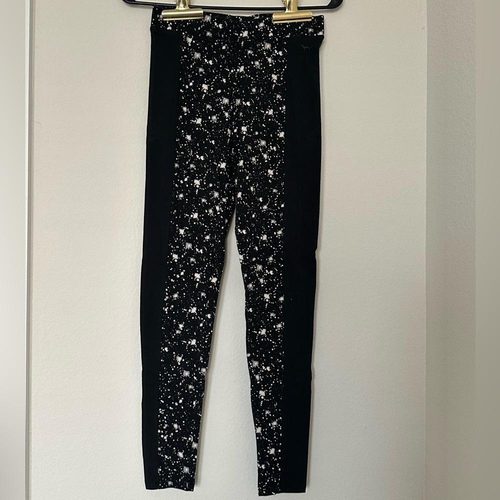 Victoria’s Secret legging